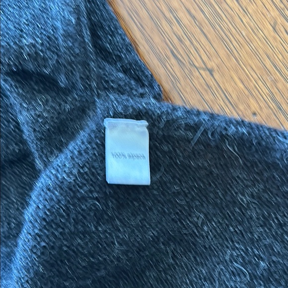 Peruvian Connection Sweater - Picture 6 of 6